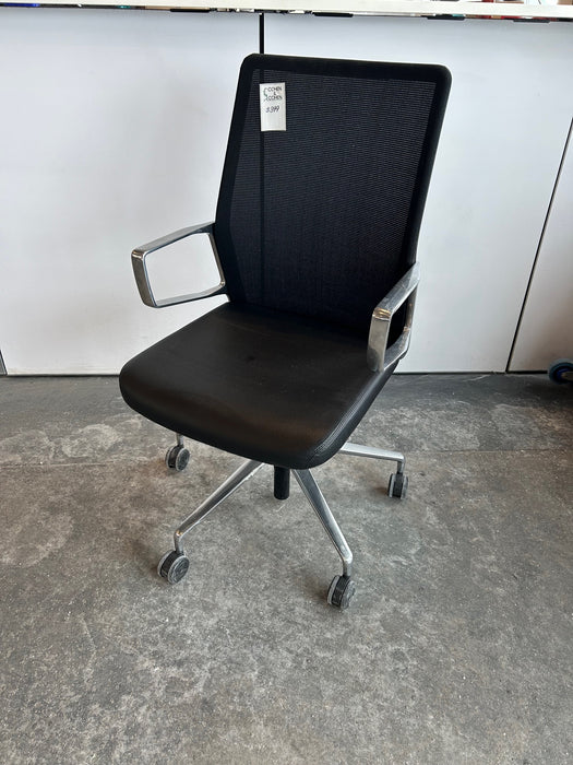 Keilhauer Aesync