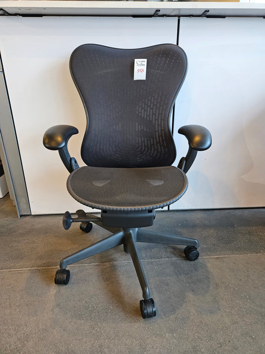 Herman Miller Mirra