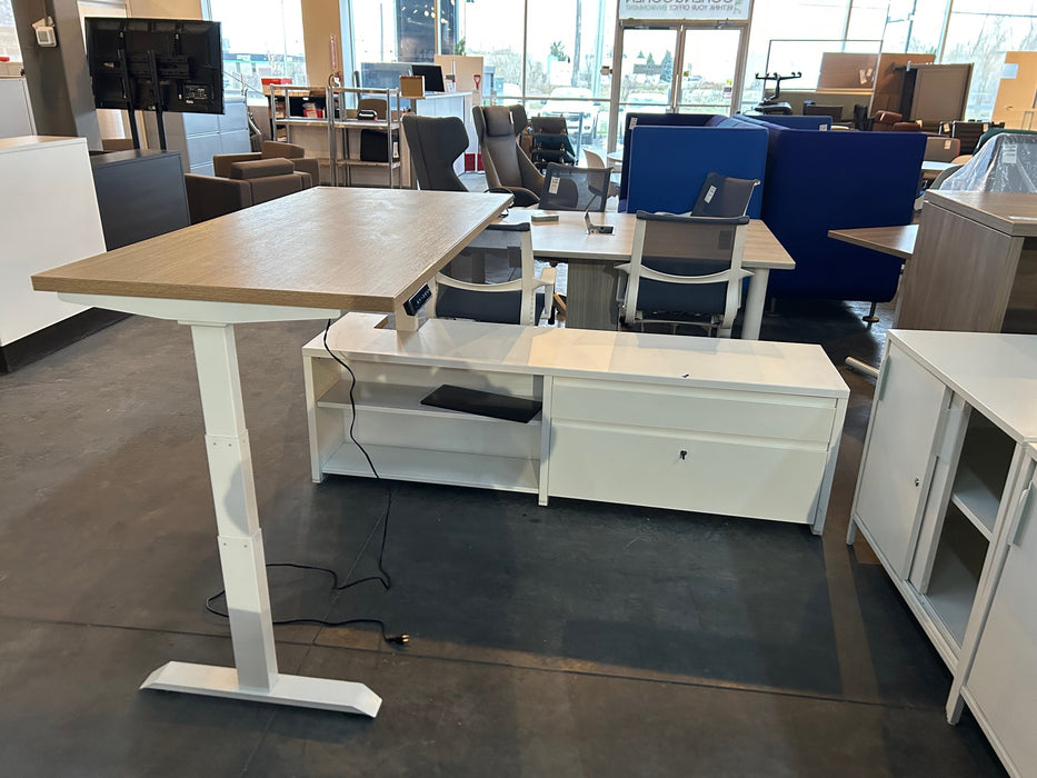 Height Adjustable Station