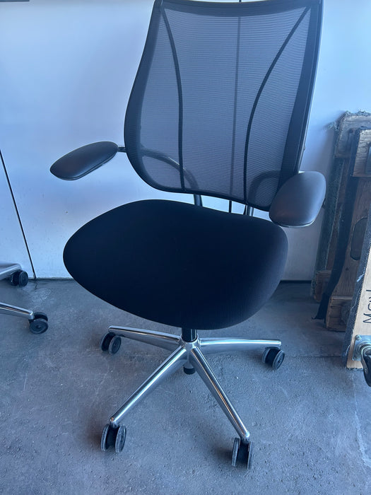 Humanscale Liberty