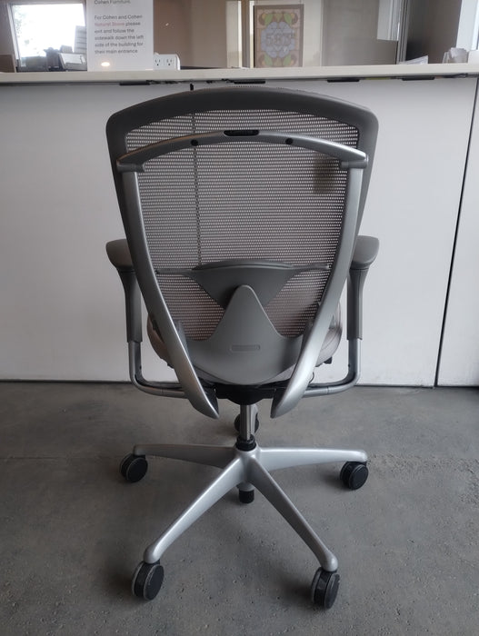 Teknion Contessa Silver