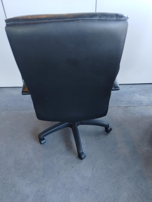 Steelcase Turnstone