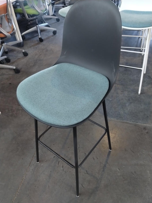 Senator Stool Black w/ Light Blue Seat