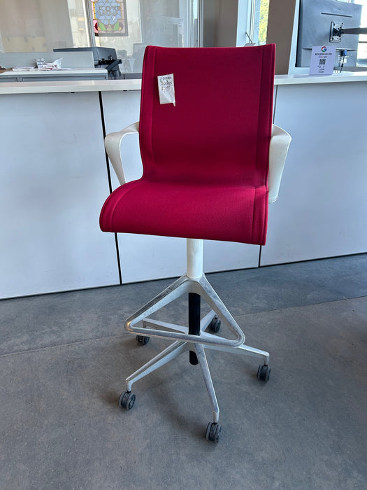 Herman Miller Setu Stool