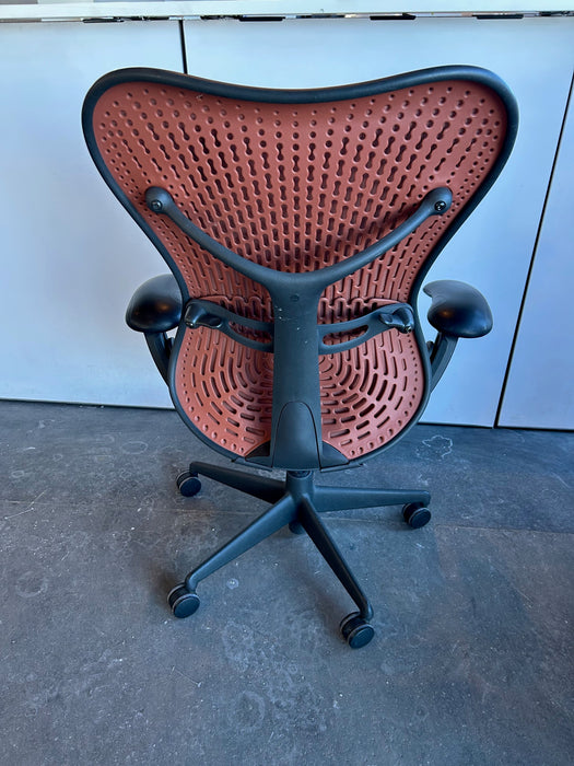 Herman Miller Mirra Red