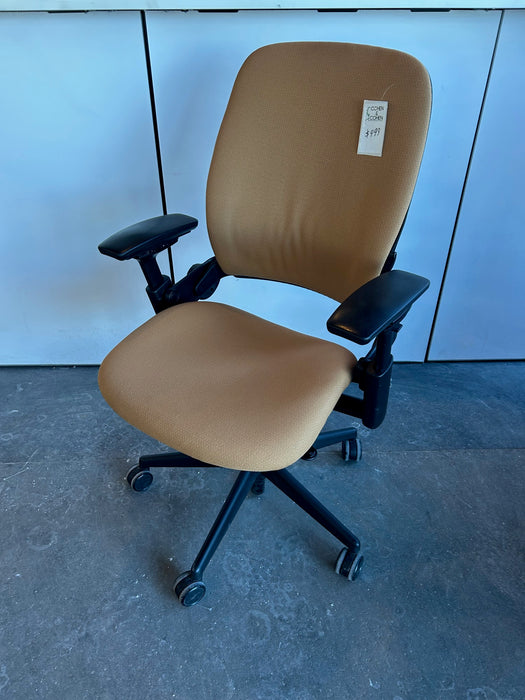 Steelcase Leap V2 Gold