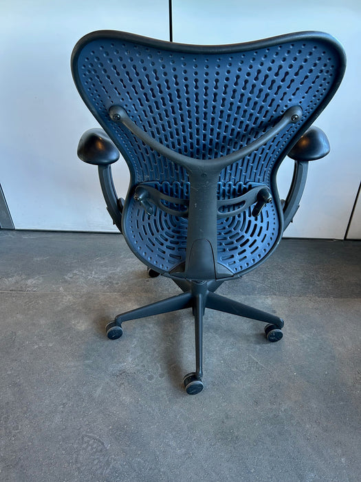 Herman Miller Mirra Blue