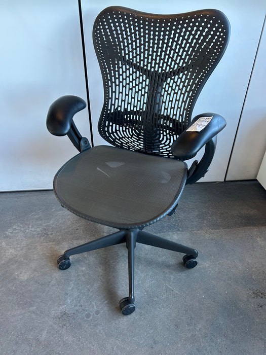 Herman Miller Mirra Black