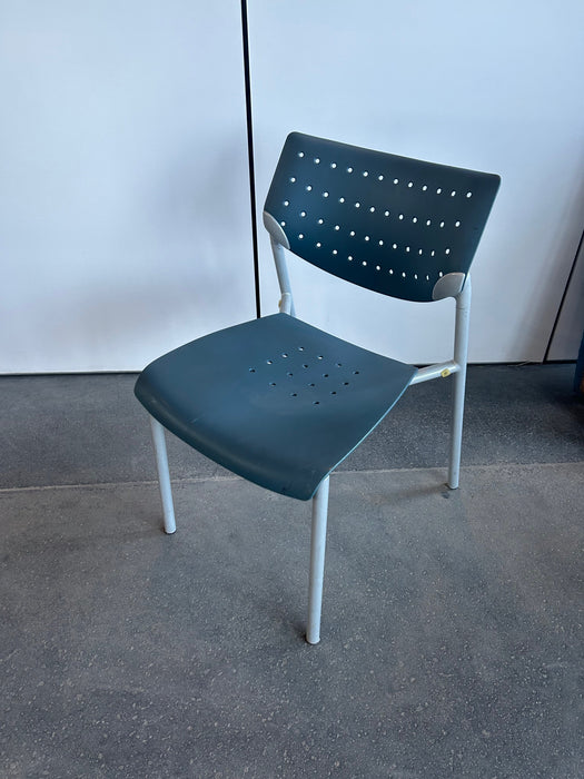 Keilhauer Guest Cahir