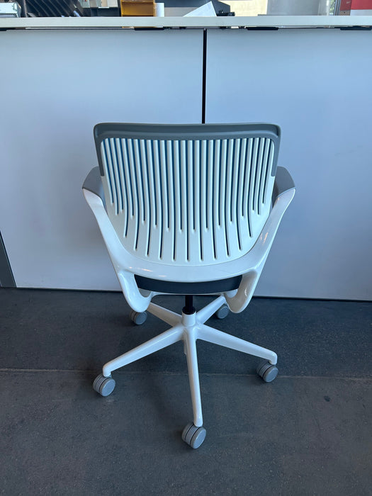Steelcase Cobi