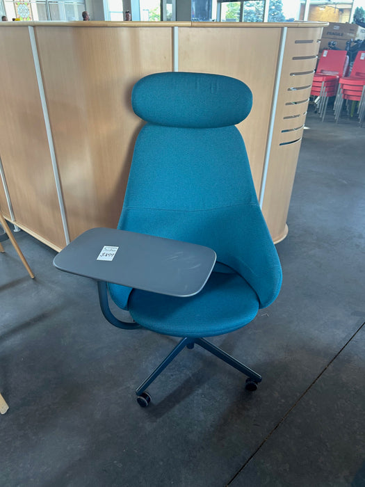 Ad-Lib Work Lounge