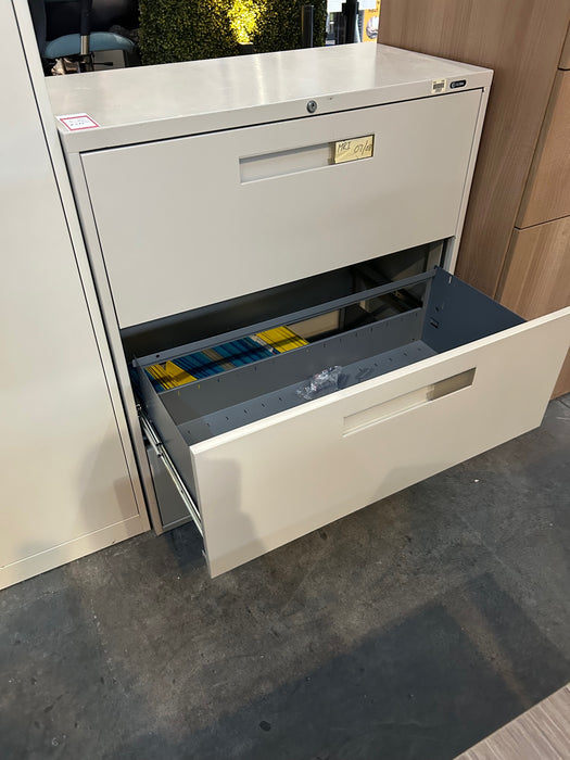 Global 3 drawer filing cabinet